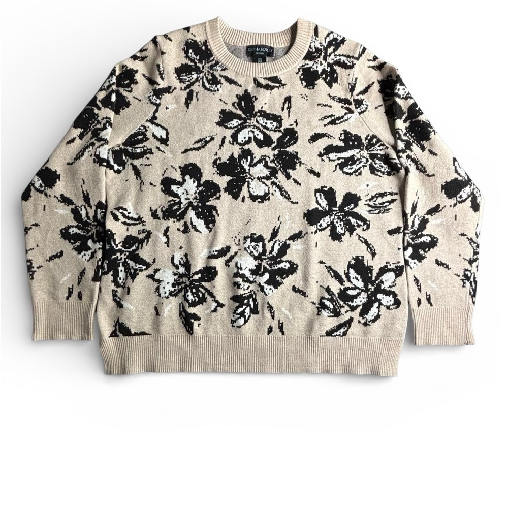 Cynthia Rowley Woman 1X Floral Knit Sweater Beige Black Crewneck Plus Size